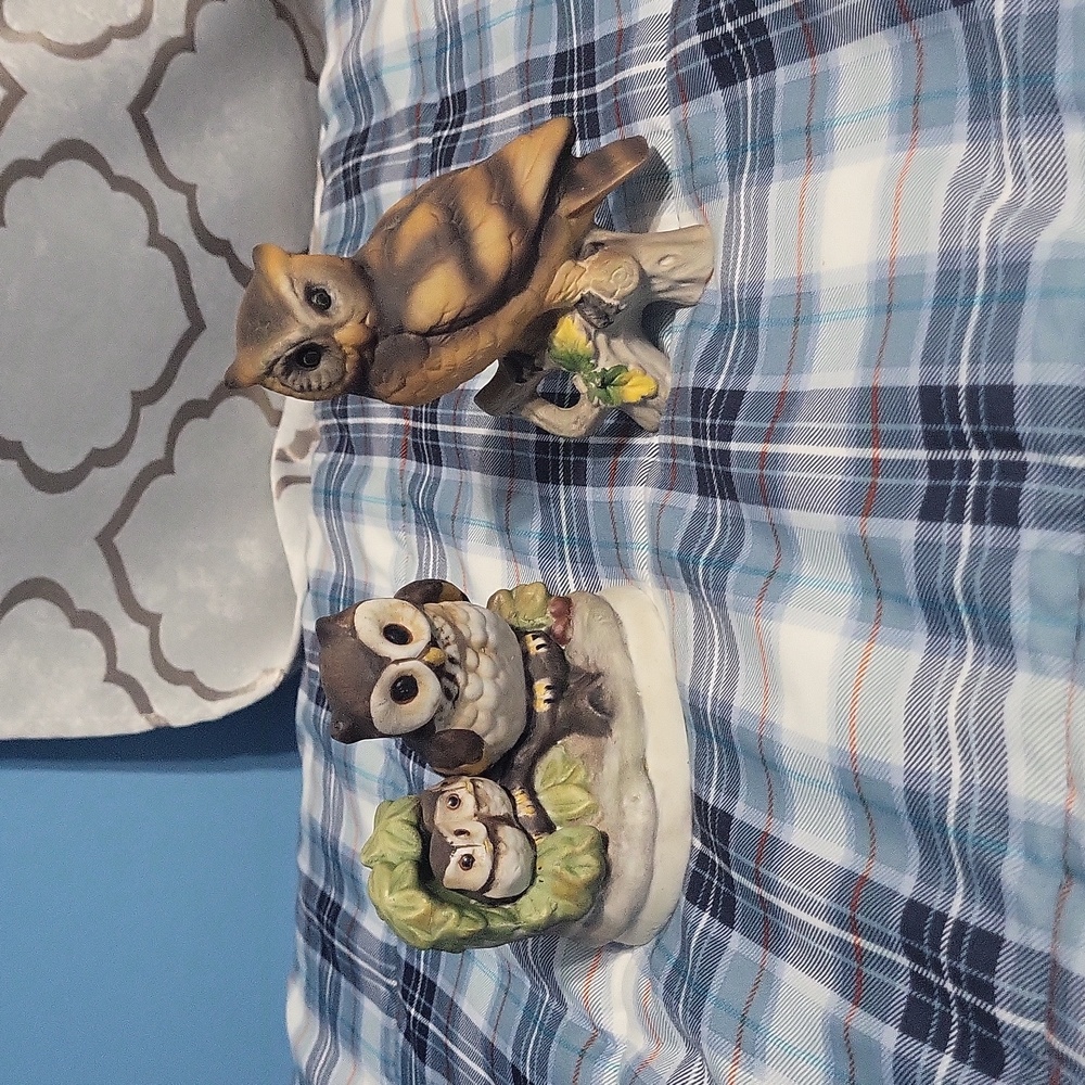 2 owl Korean figurines collectibles lot set with baby owls home decor